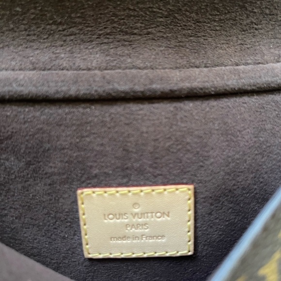 Louis Vuitton Métis Hobo - Picture 10 of 10